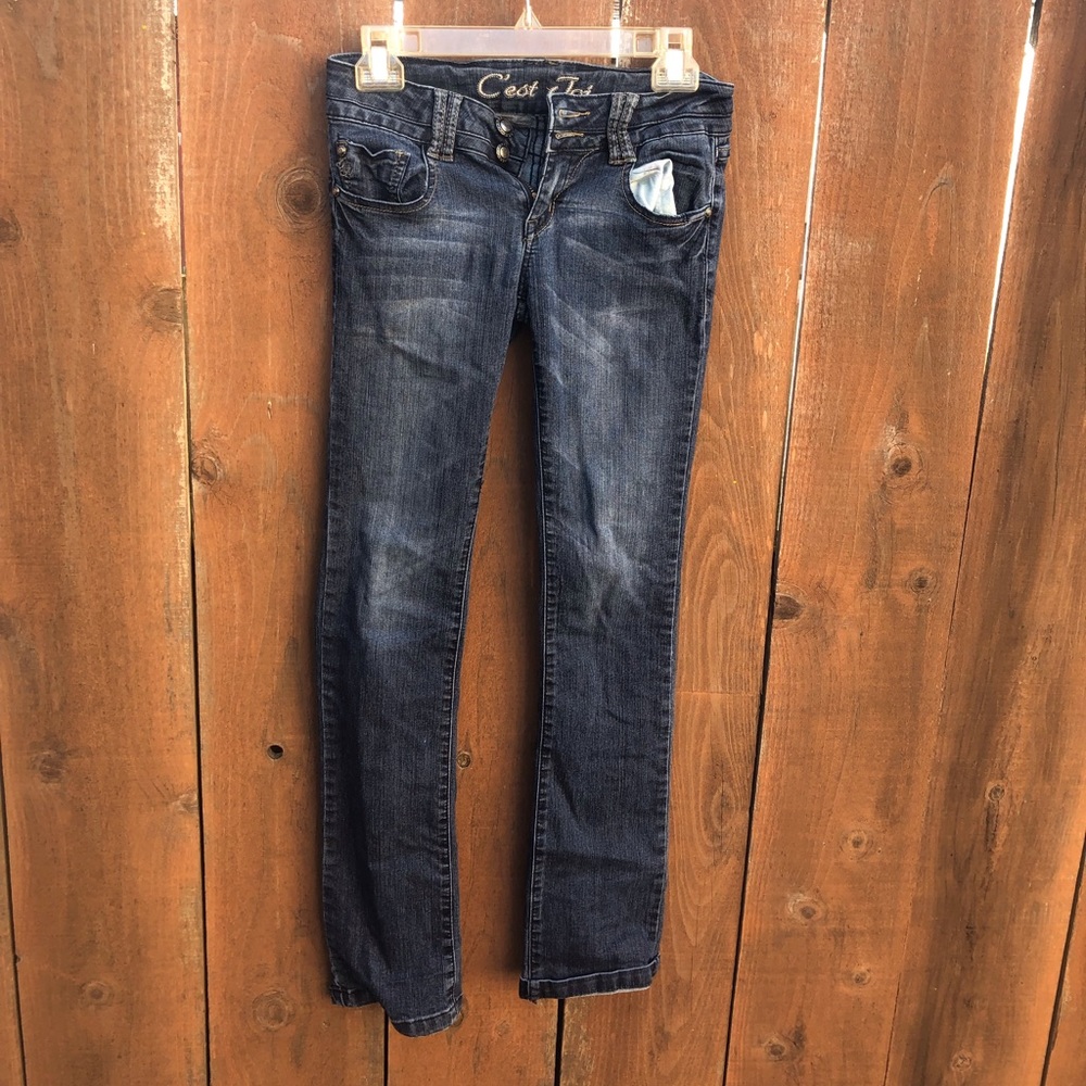 Women’s dark denim blue jeans